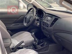 میتسوبیشی L200